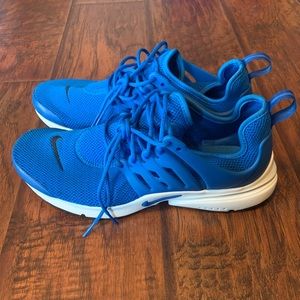 Women’s Nike Air Presto Blue *RARE*